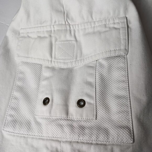 Caribbean Joe Women's White Bermuda Shorts with Patch Pockets Jean Style Size 8 - Picture 8 of 11